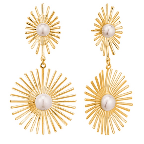 Pearl Brust Drop Earrings